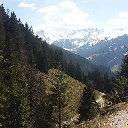 Hanslerfeld Апартаменты